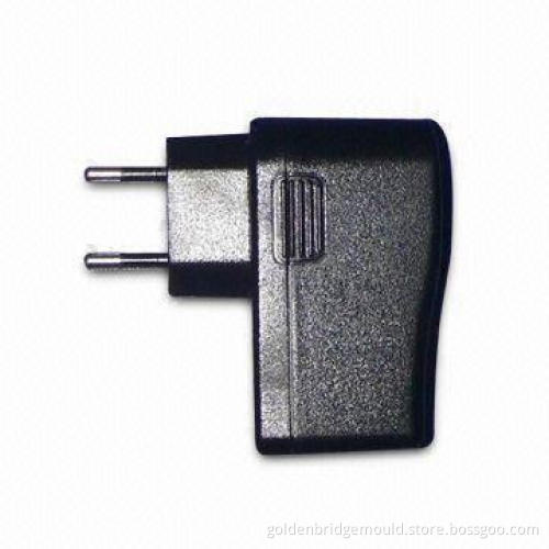 Plastic Injection Mold, Customized Designs are Welcome, Suitable for Mobile Phone Charger Adopter